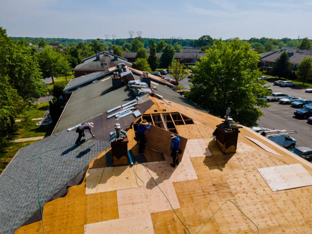 24/7 Emergency Storm Damage Roof Repair experts in Bradford, IA